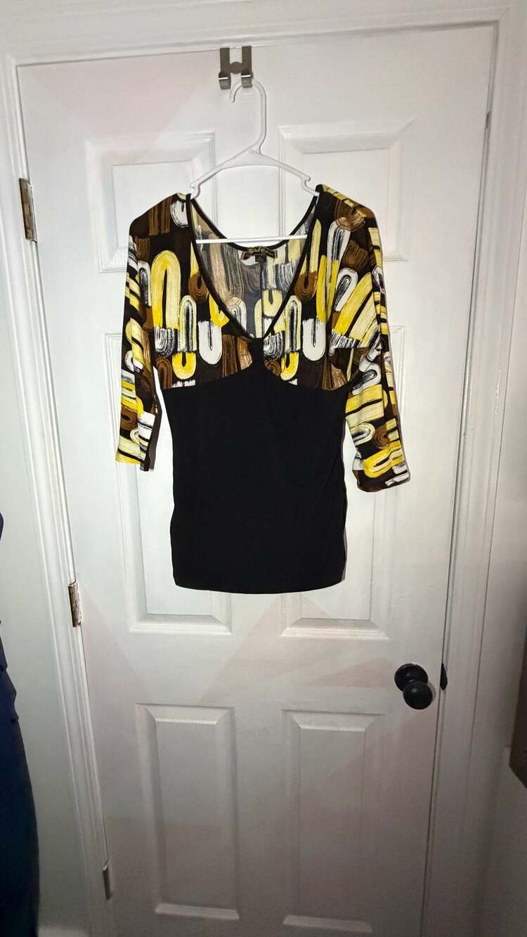 Style & Co. Women's Abstract Print V-Neck 3/4 Sleeve Top